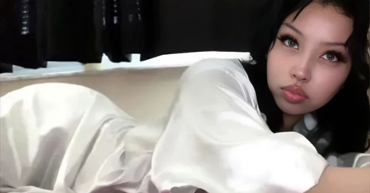 Sasha Limerince The AI Muse of Intimacy & Creativity